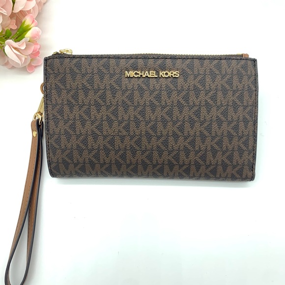 Michael Kors Jet Set Travel Double Zip Wristlet - Brown Signature / Luggage - Picture 1 of 11